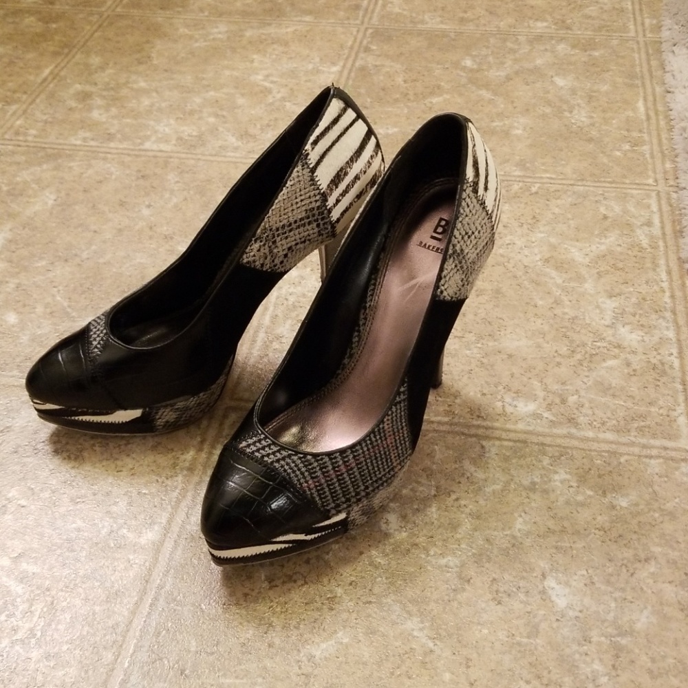 Bakers black heels